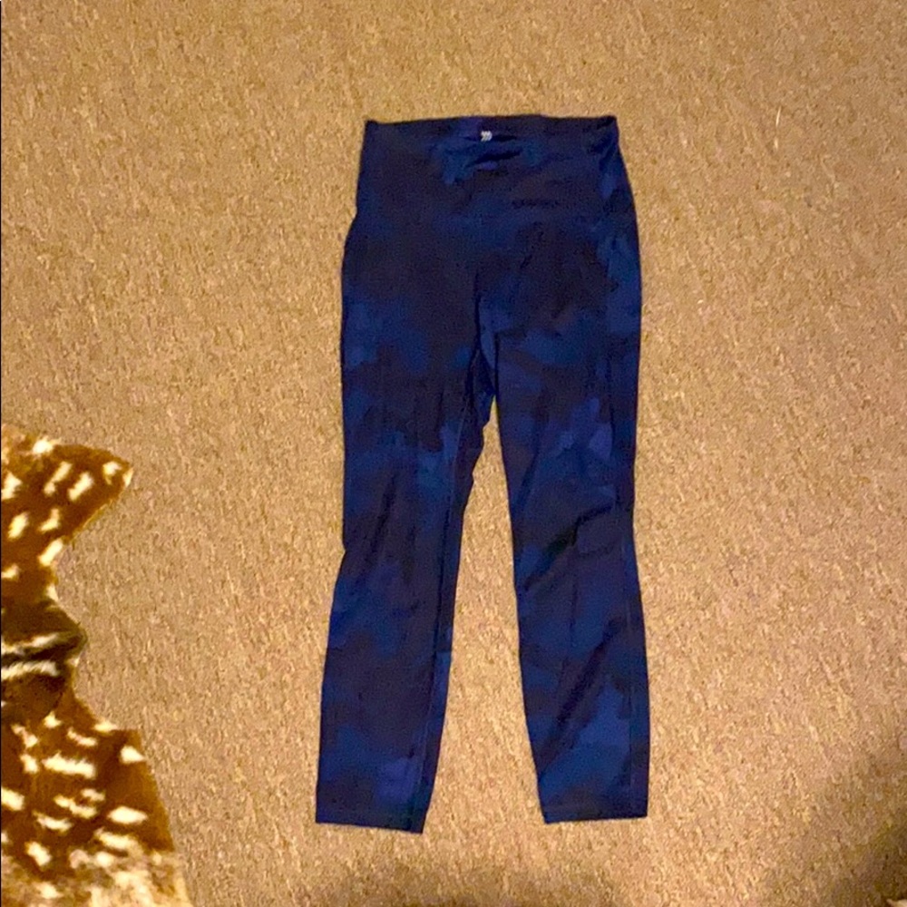 Camo leggings